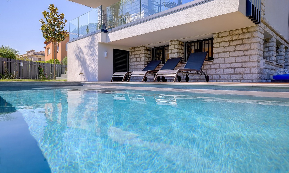 Cimiez Villa | Luxury Villa at the Arènes de Cimiez