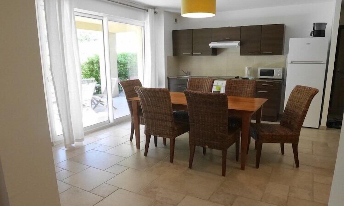 Montauroux Apartment | Apartment in Montauroux with Pool & Forest Views