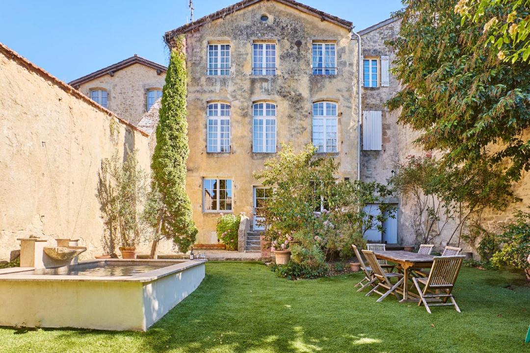 Bazas Bed & Breakfast | Maison d'hôtes de charme Le Clos de la Cathédrale en Sud Gironde