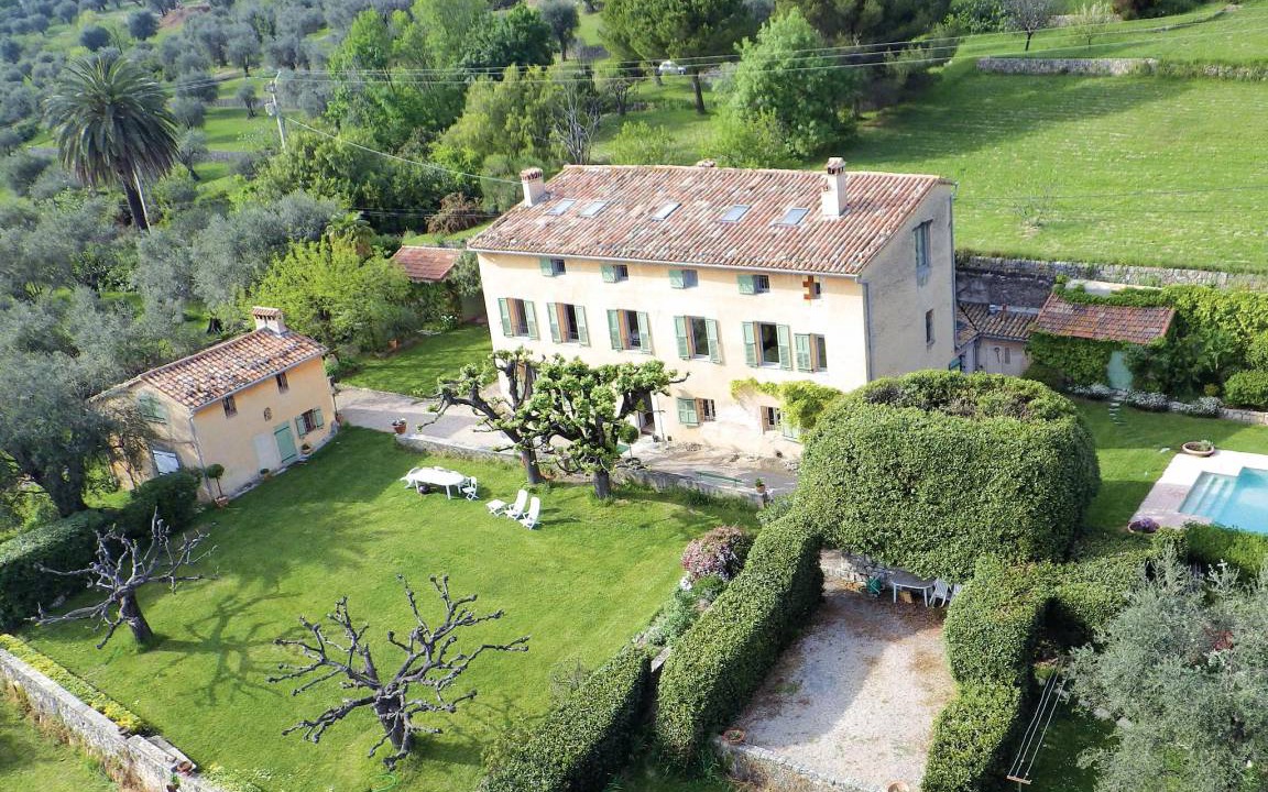 Photo of Others in Chateauneuf-Grasse