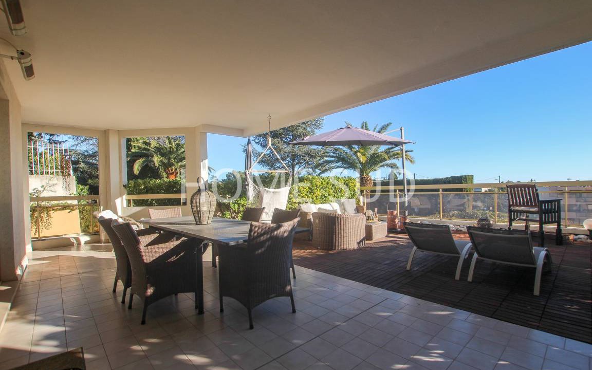 Photo of Patio Balcony in La Croix des Gardes