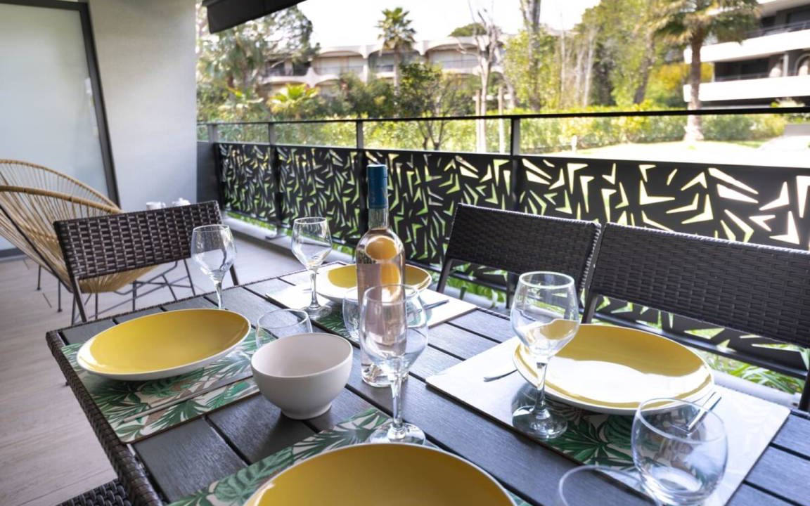 Photo of Patio Balcony in Villeneuve Loubet Beach