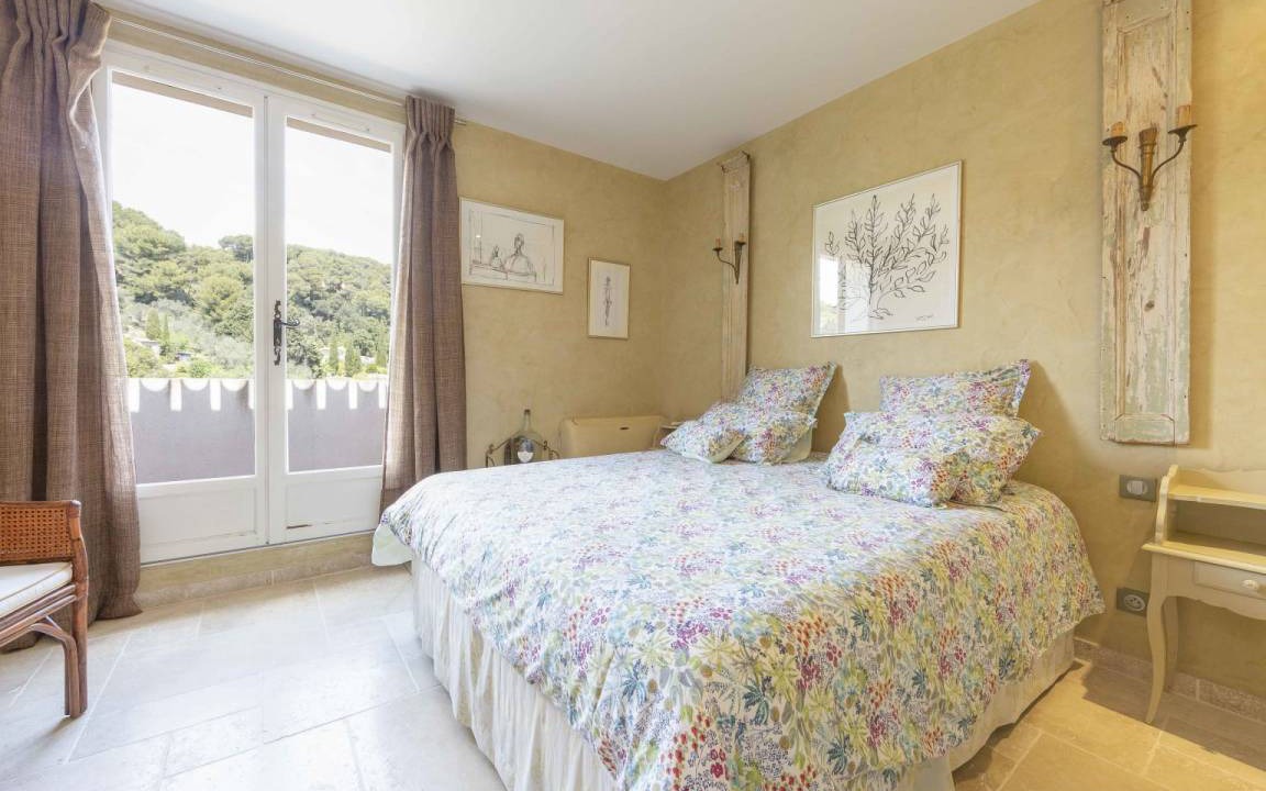 Photo of Bedroom in Vallauris