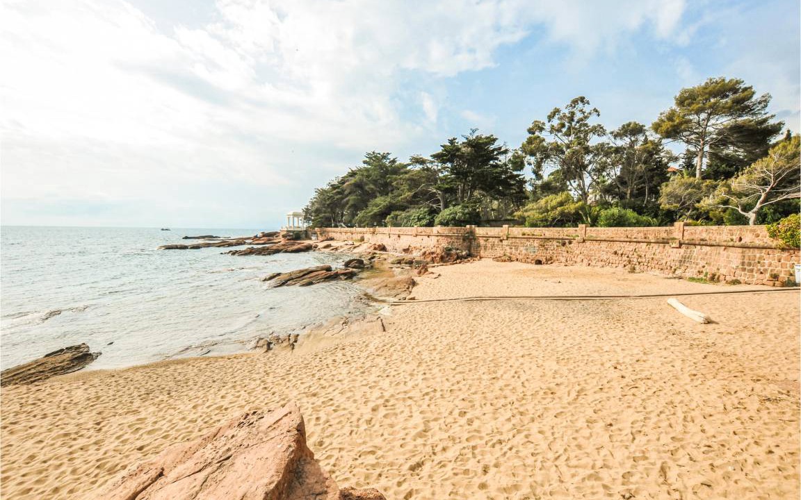 Photo of Others in Boulouris-sur-Mer