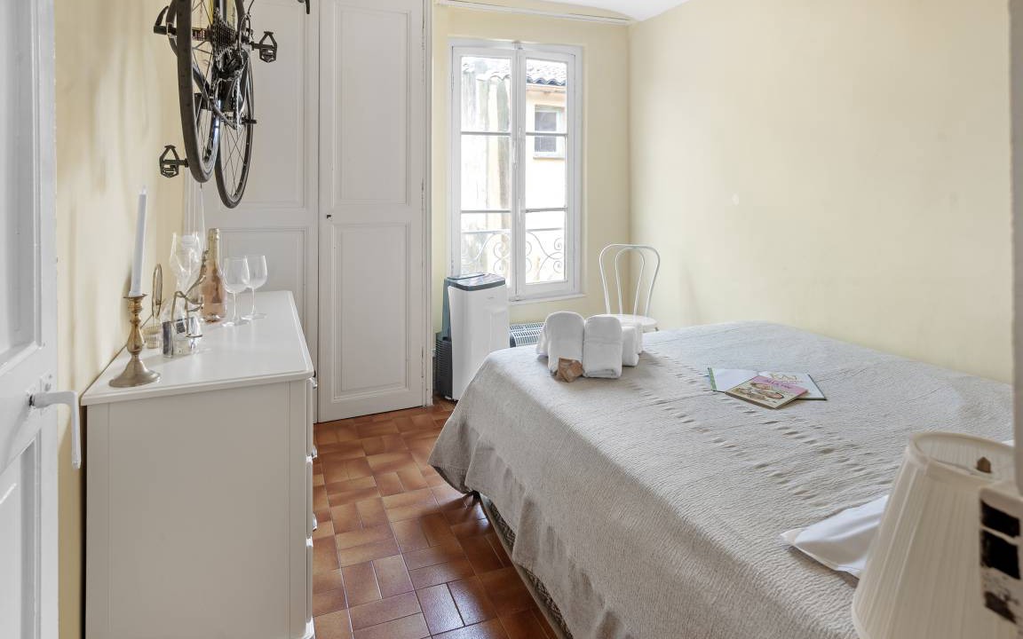 Photo of Bedroom in Old Town