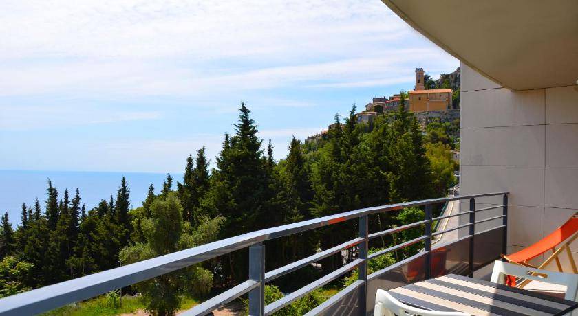 Photo of Others in Eze
