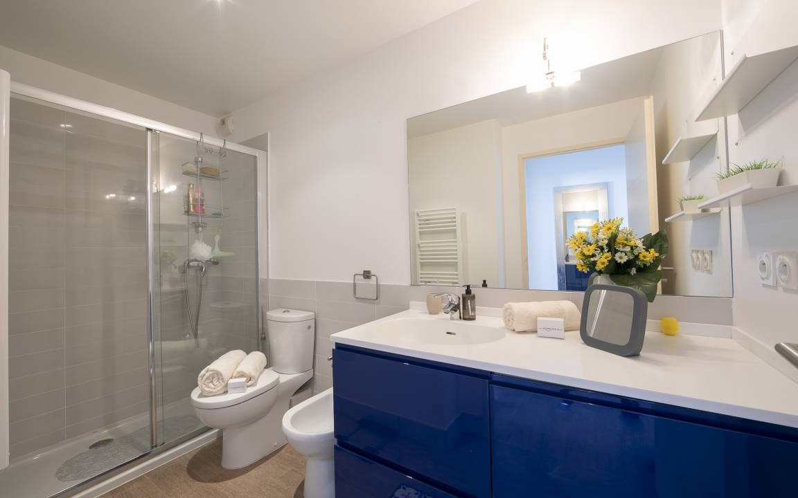 Photo of Bathroom in Liberation