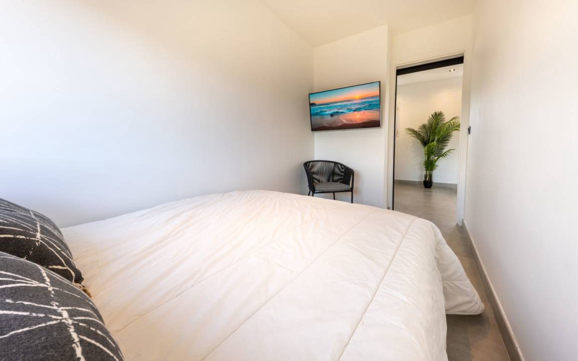 Photo of Bedroom in Carnot