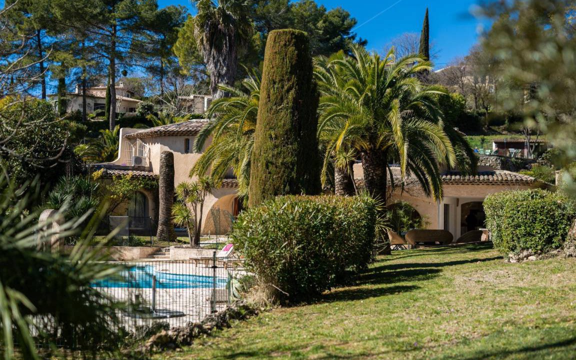 Photo of Others in Chateauneuf-Grasse