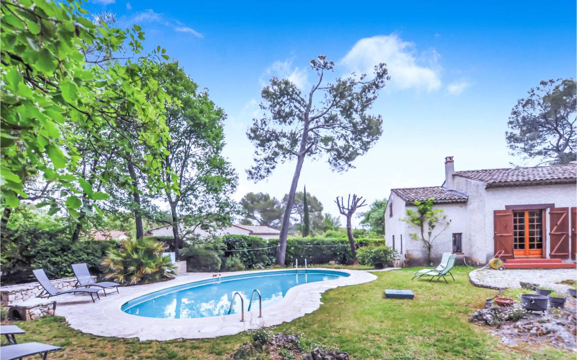 Photo of Others in Roquefort-les-Pins
