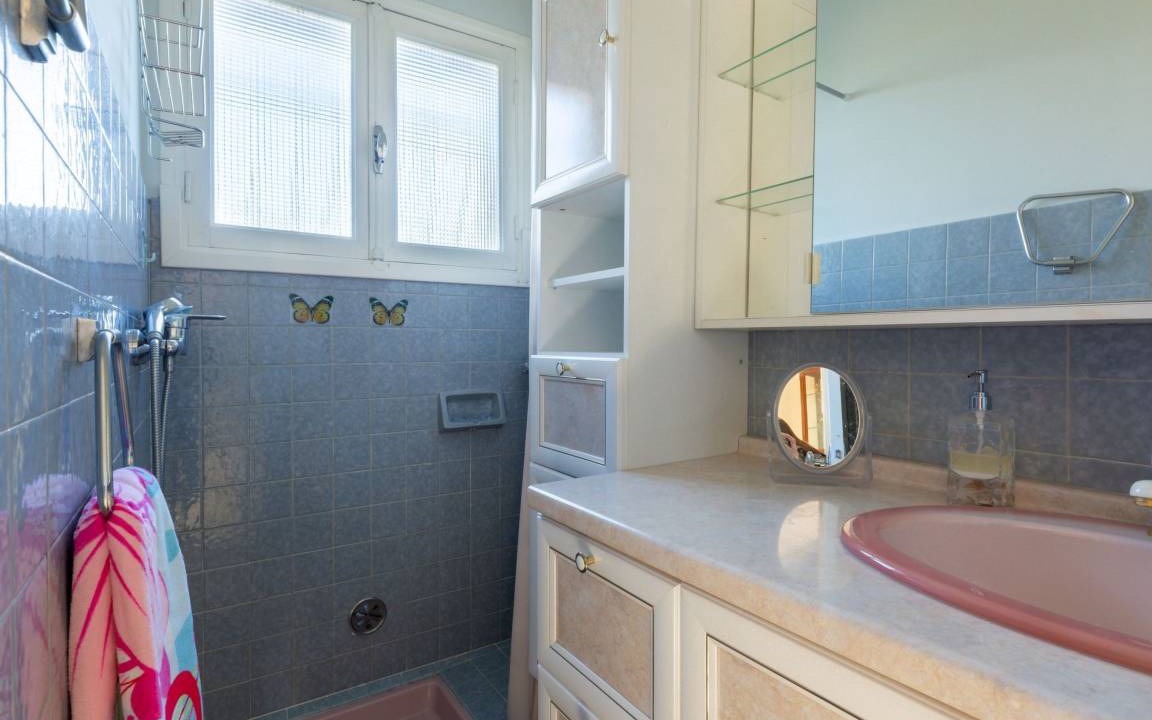 Photo of Bathroom in Pegomas