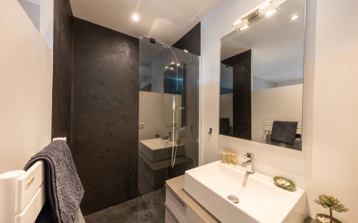 Photo of Bathroom in Saint-Roman