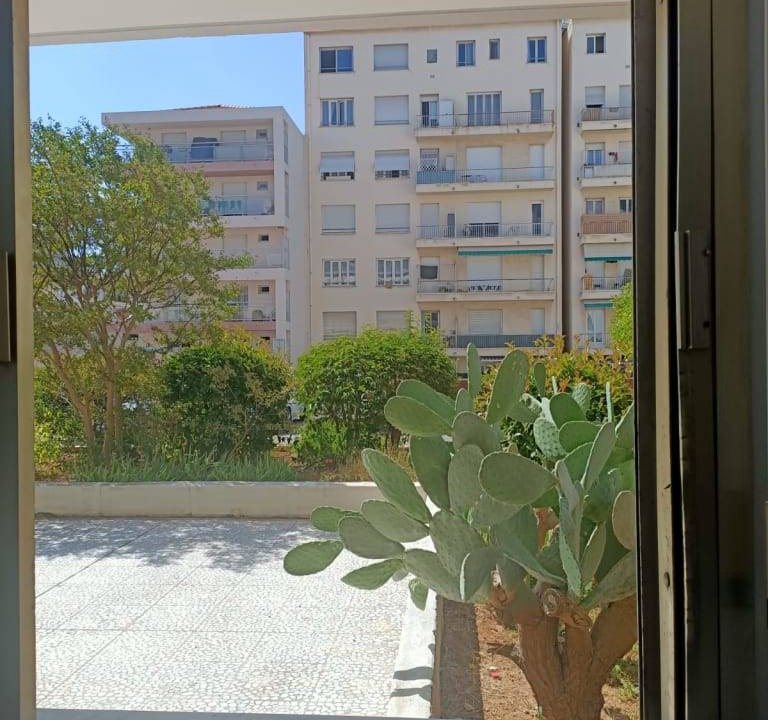 Photo of Patio Balcony in Liberation