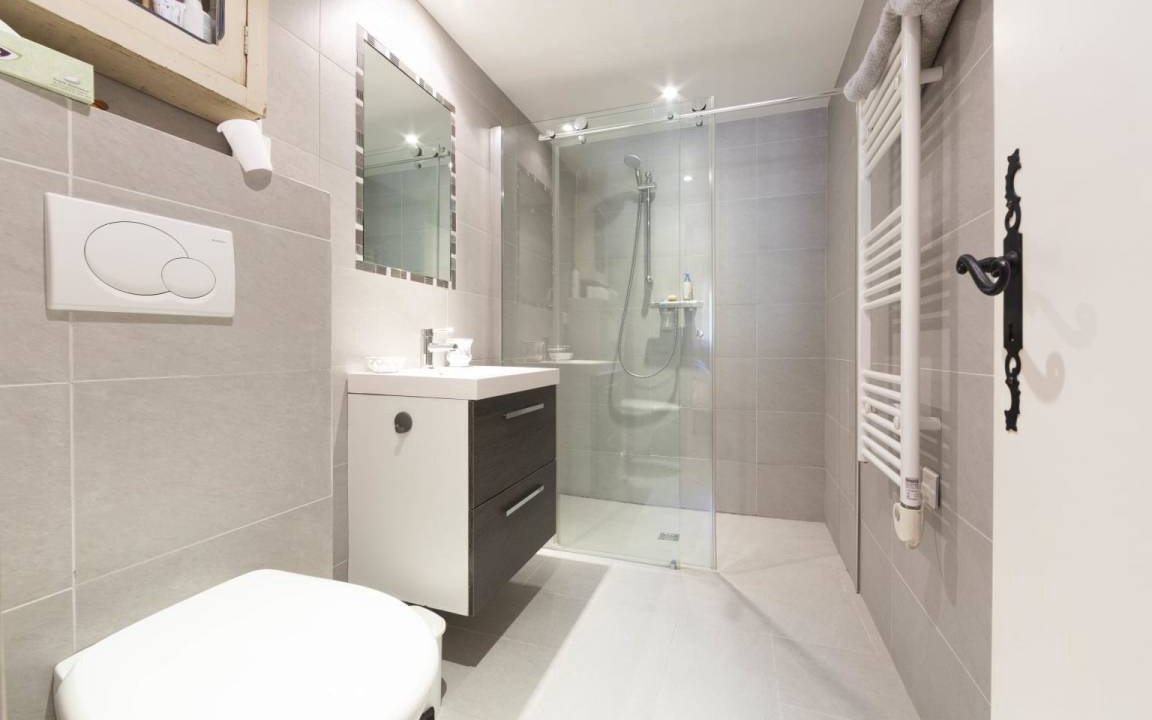 Photo of Bathroom in Vallauris