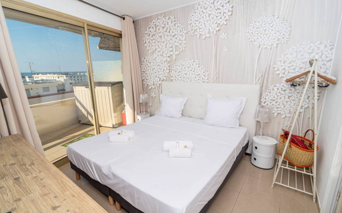 Photo of Others in Cannes