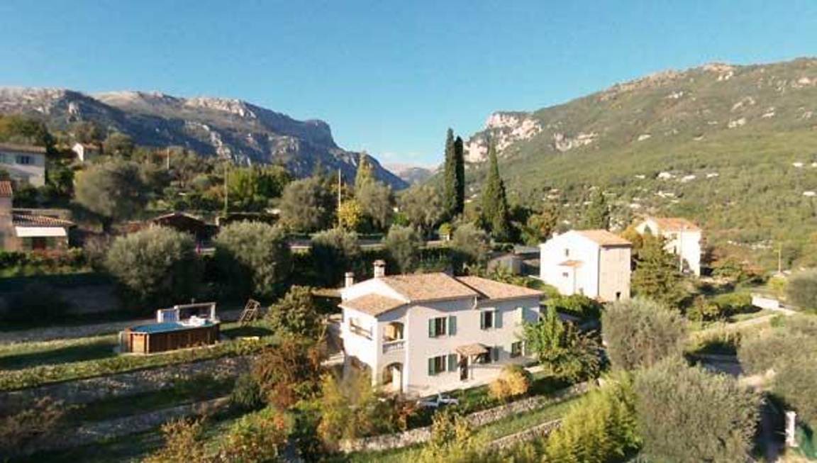 Photo of Buildings in Le Bar-sur-Loup