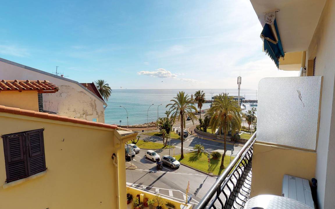 Photo of Others in Menton