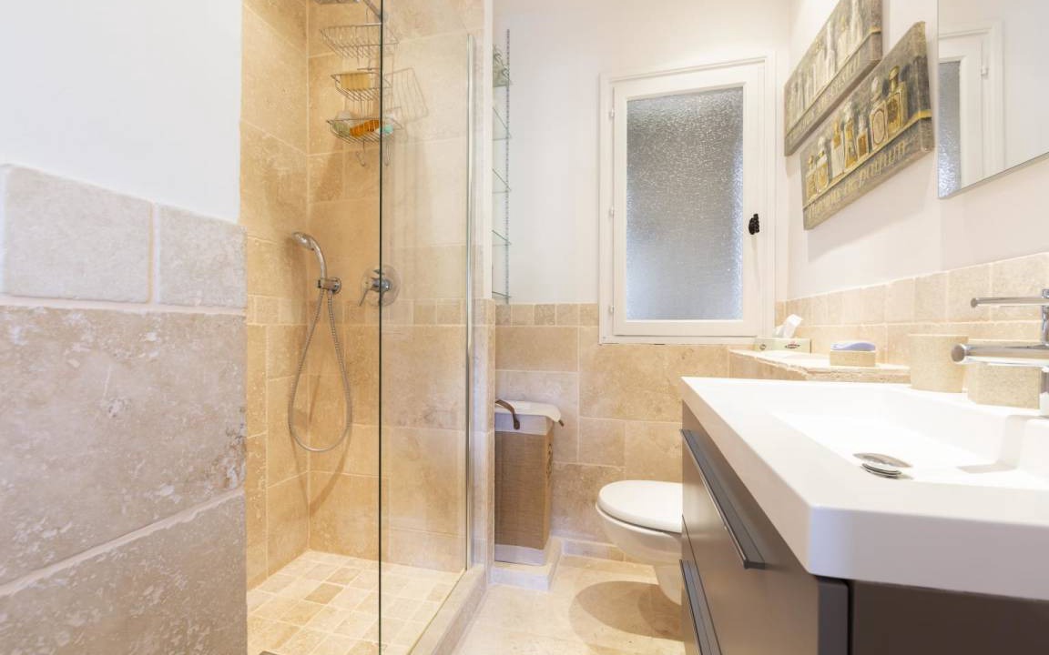 Photo of Bathroom in Vallauris