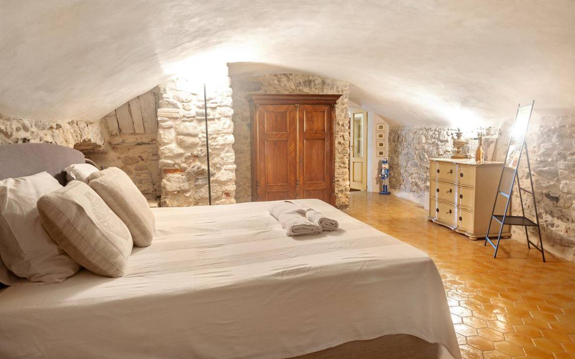 Photo of Bedroom in Menton