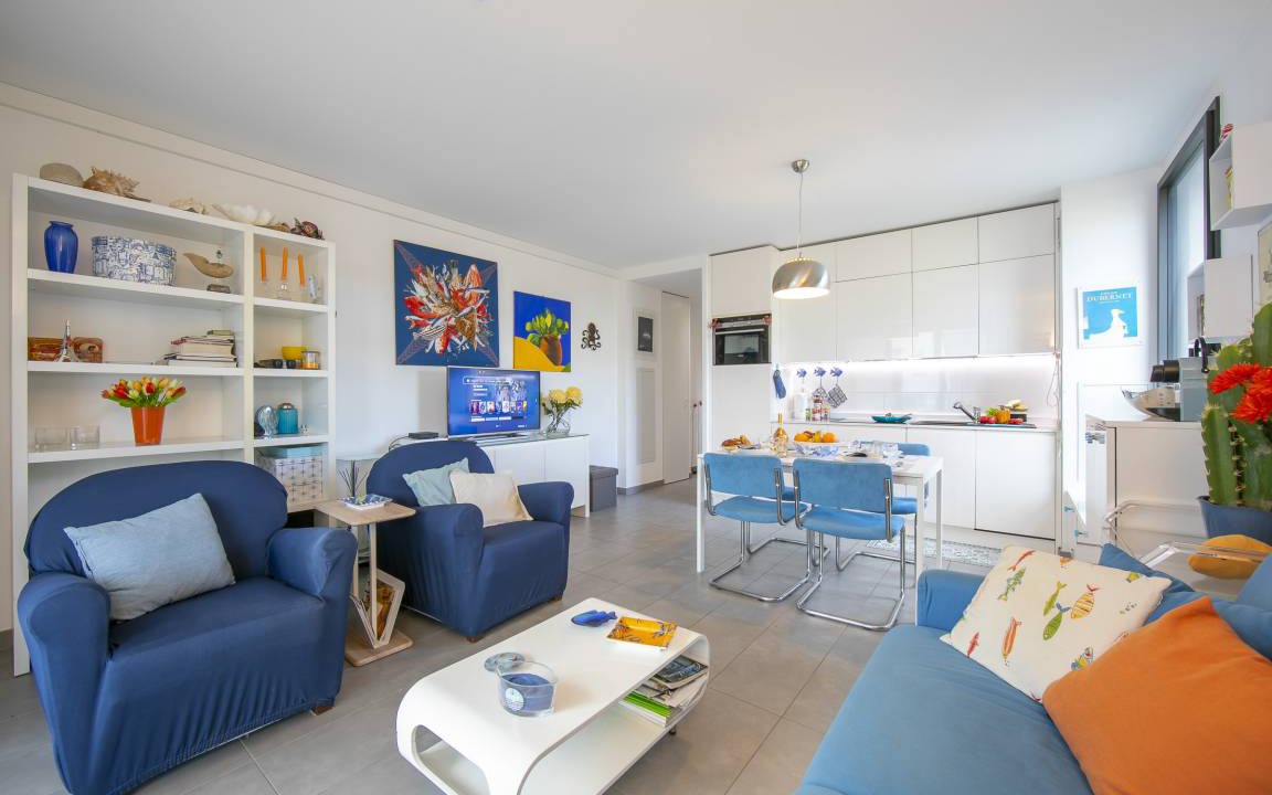 Photo of Livingroom in Liberation