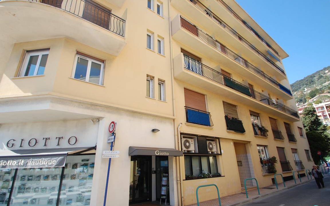 Photo of Others in Menton