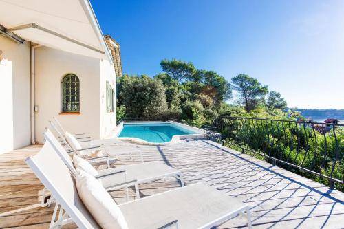 Photo of Others in Roquefort-les-Pins
