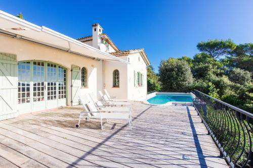 Photo of Others in Roquefort-les-Pins