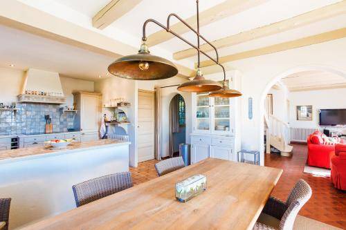 Photo of Livingroom in Roquefort-les-Pins
