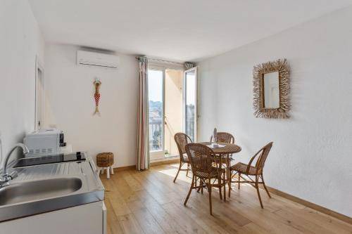 Photo of Livingroom in Saint-Tropez City Centre