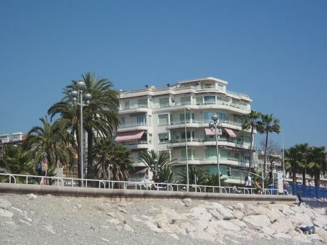 Photo of Buildings in Les Baumettes