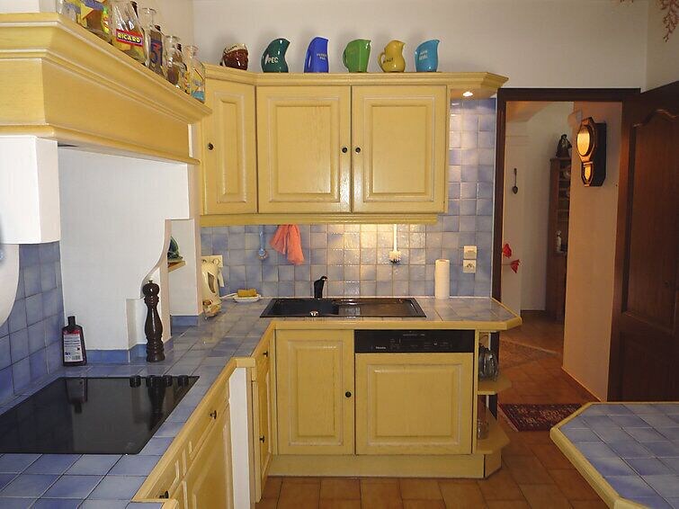 Photo of Kitchen in Saint-Cezaire-sur-Siagne
