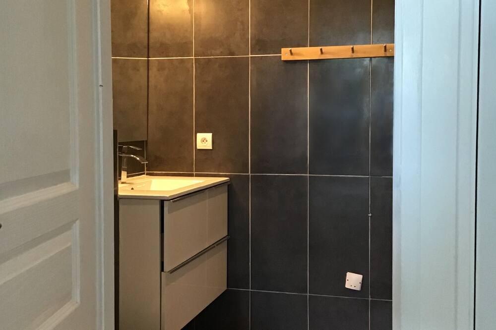 Photo of Bathroom in Cogolin