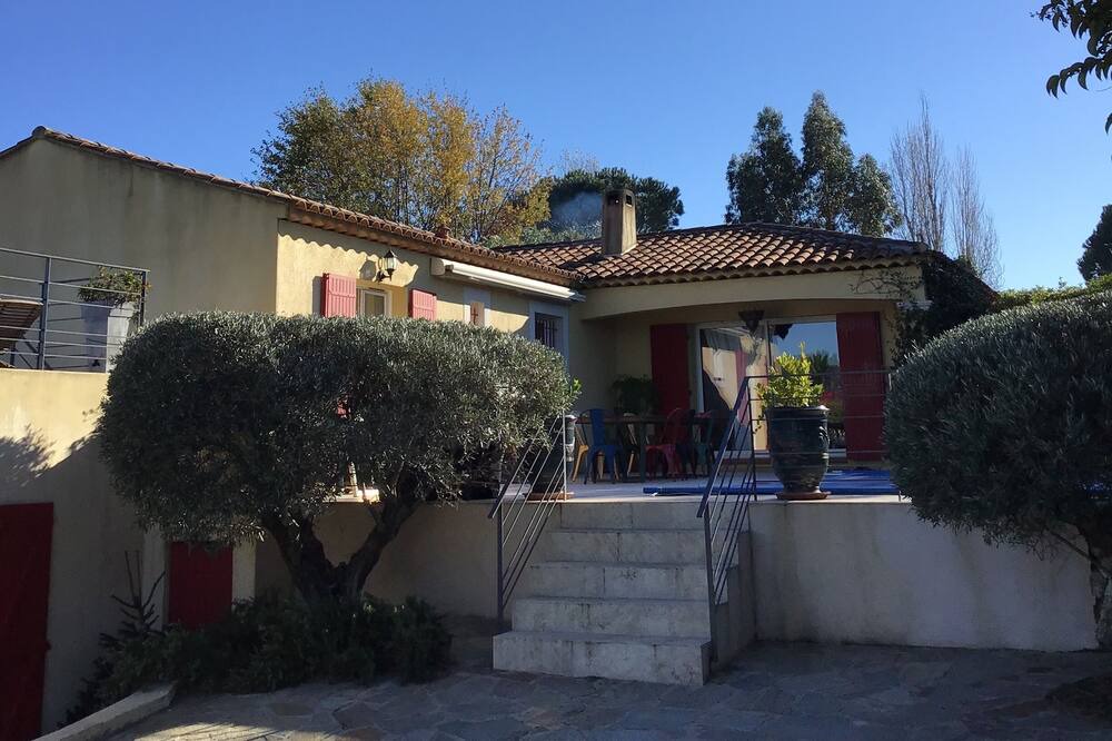 Photo of Outdoor in Cogolin