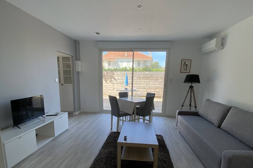 Photo of Livingroom in Le Pradet