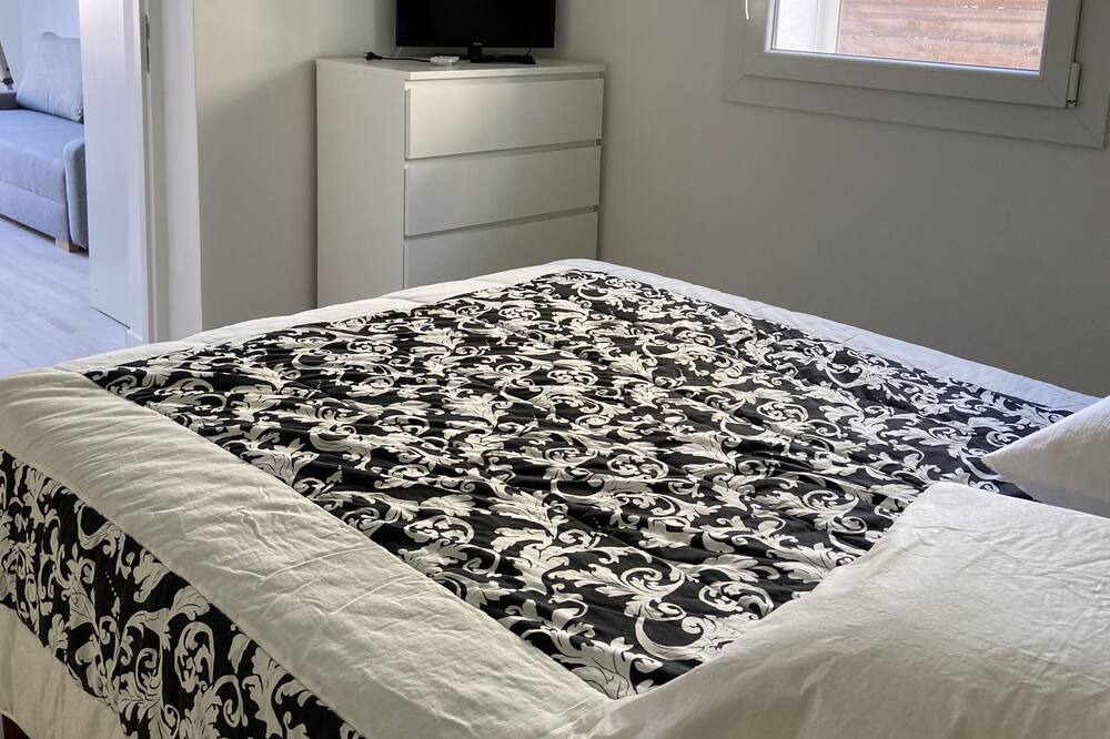 Photo of Bedroom in Le Pradet