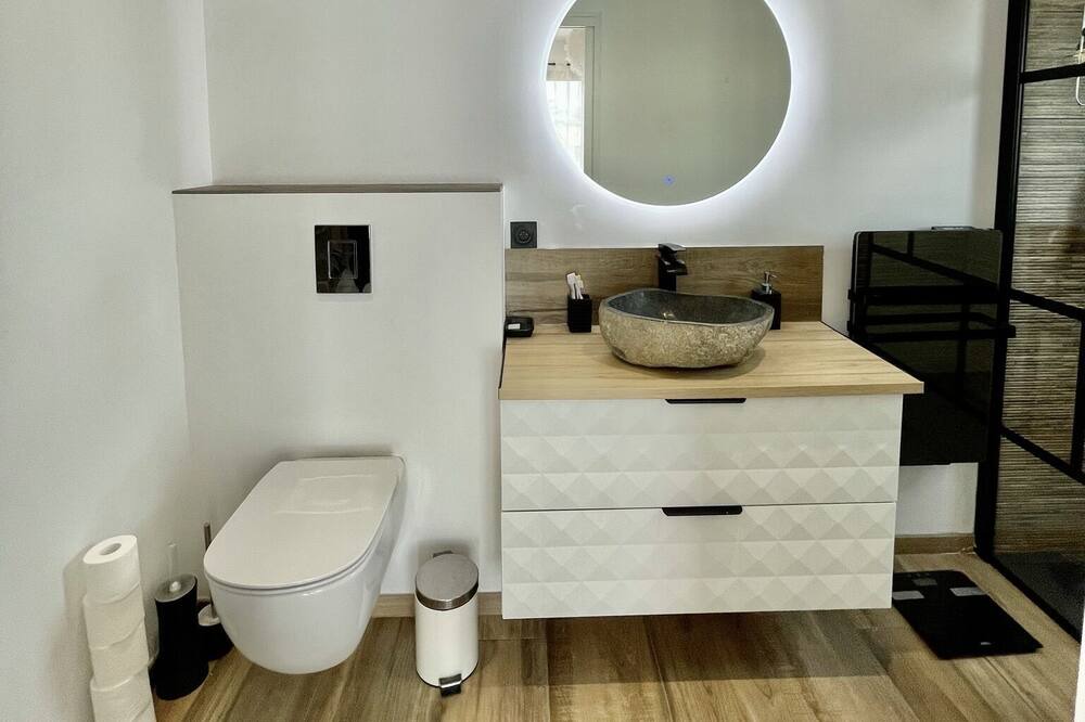 Photo of Bathroom in Saubrigues