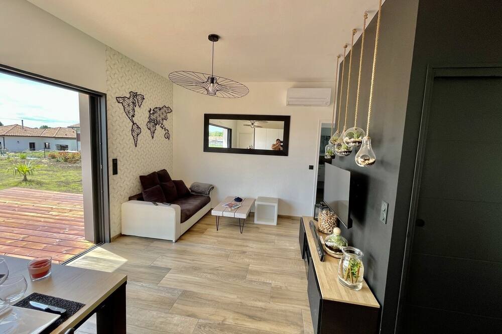 Photo of Livingroom in Saubrigues