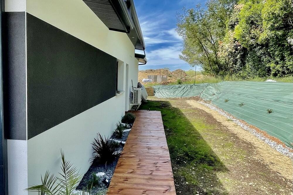 Photo of Outdoor in Saubrigues