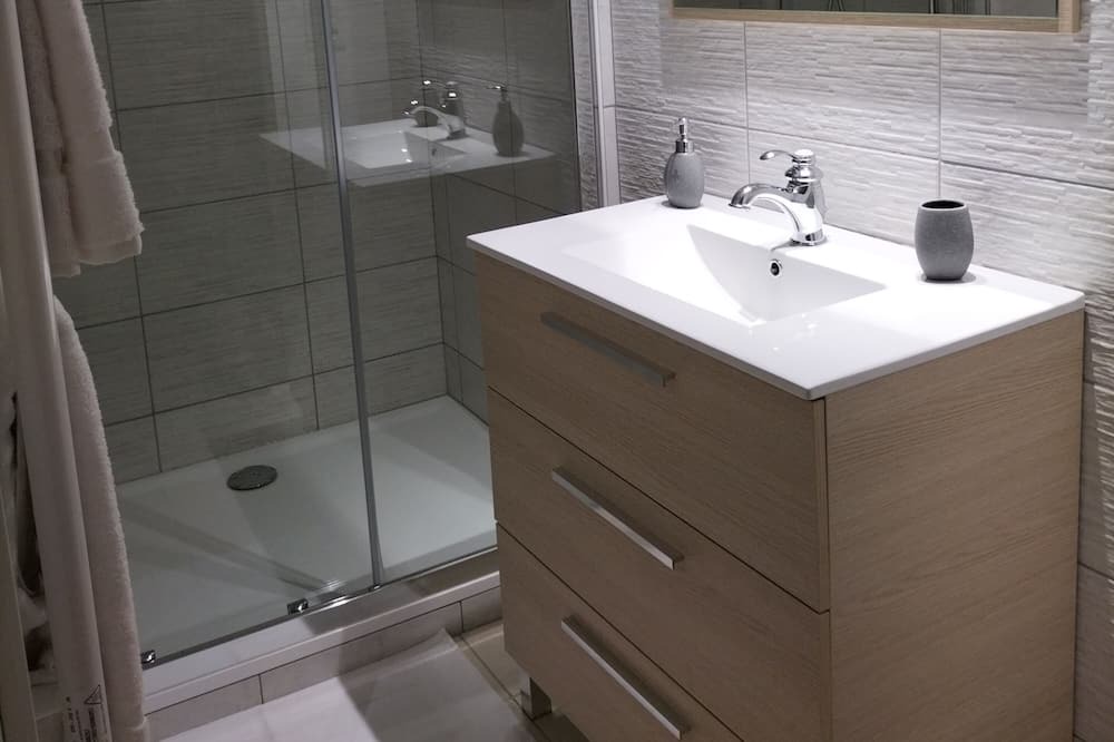 Photo of Bathroom in Herm