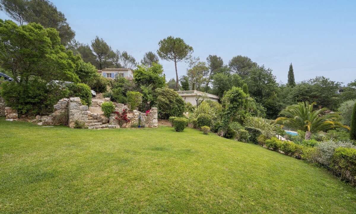 Photo of Outdoor in Roquefort-les-Pins