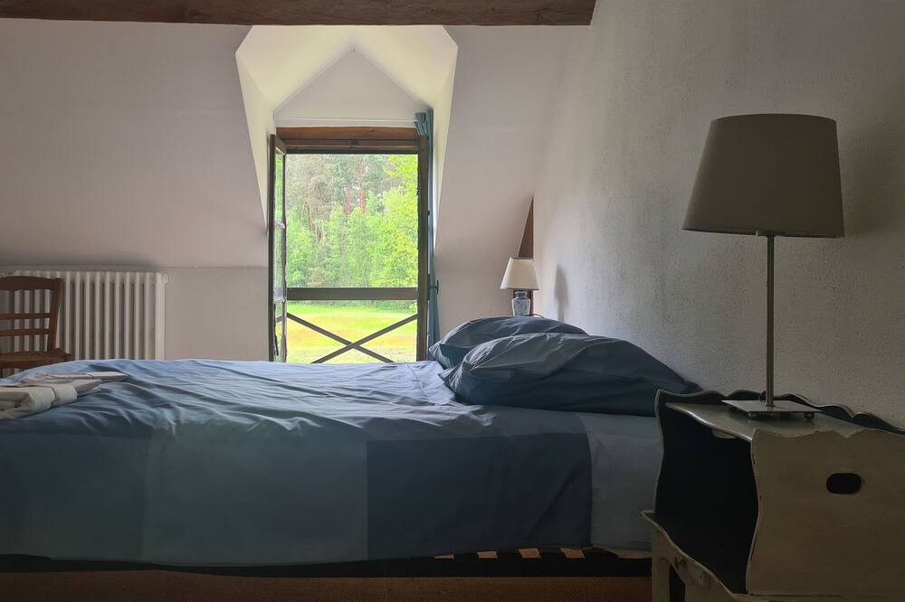 Photo of Bedroom in La Ferte-Saint-Aubin