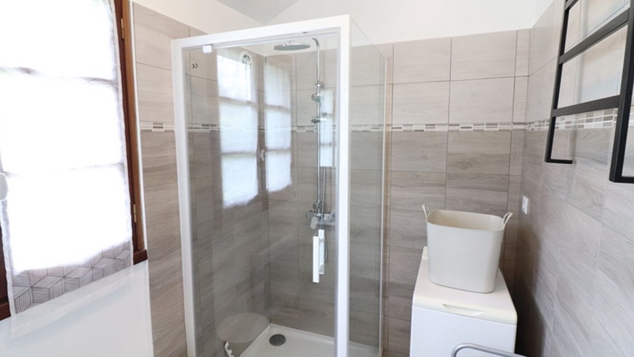 Photo of Bathroom in Sainte-Eulalie