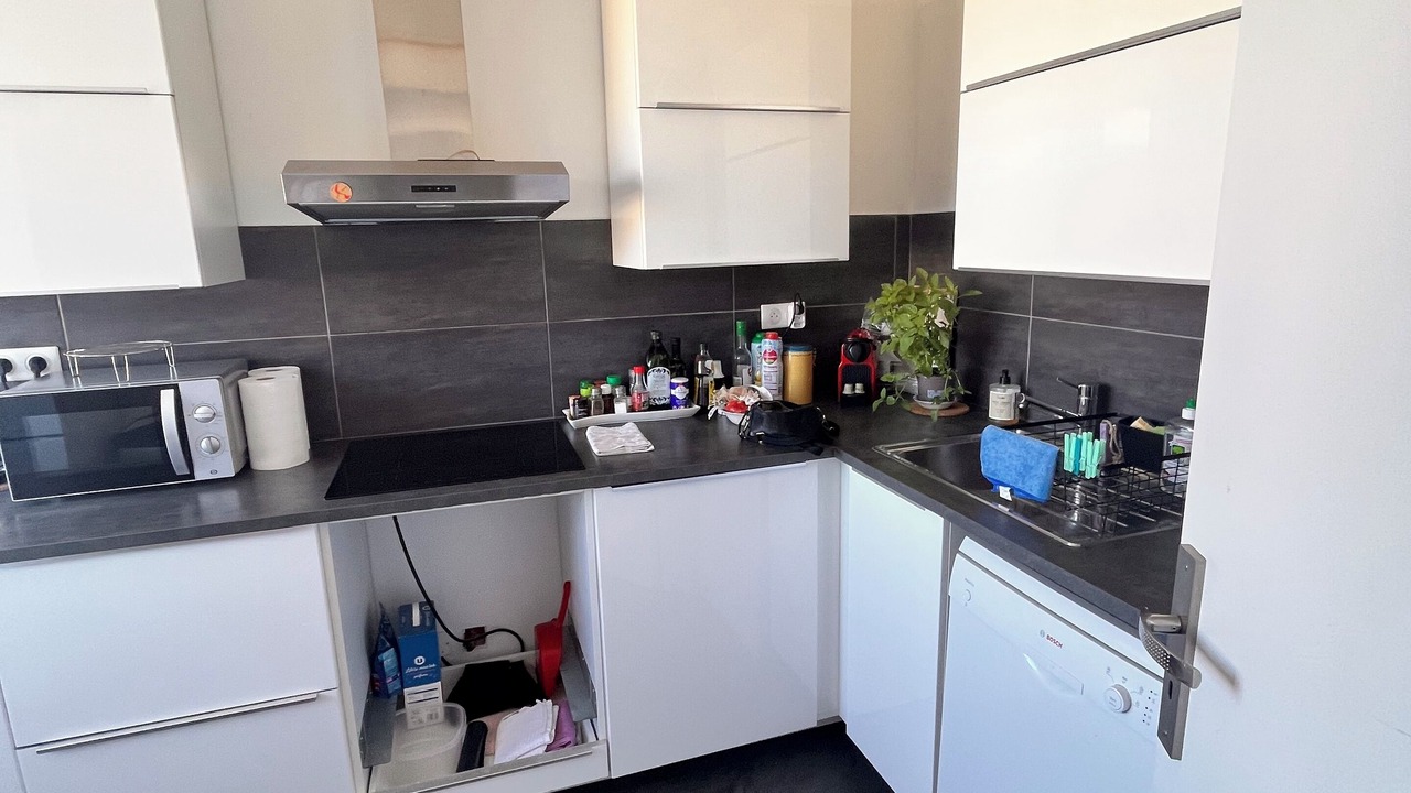 Photo of Kitchen in Saint-Lambert