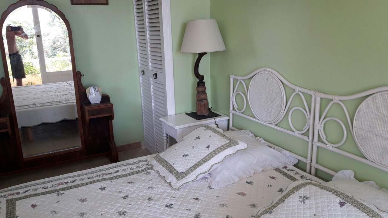 Photo of Bedroom in Espero-Pax