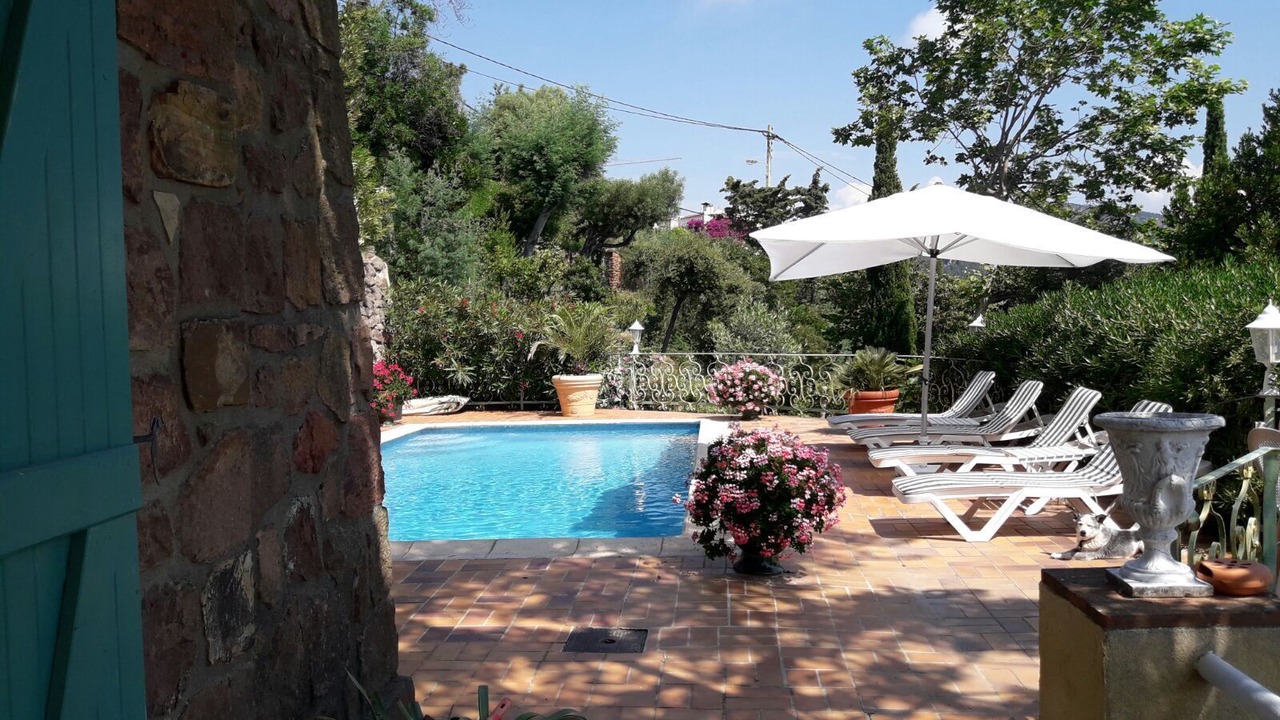 Photo of Outdoor in Espero-Pax