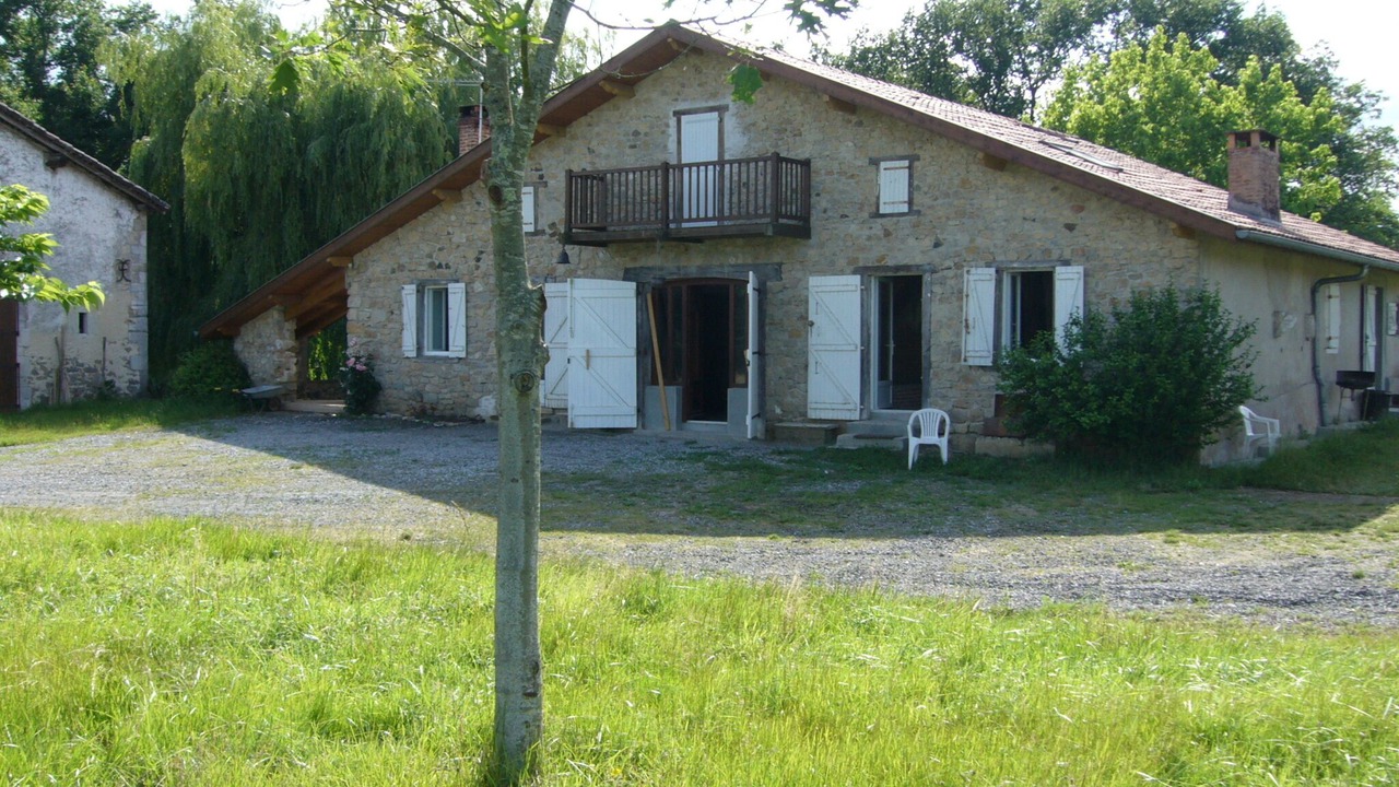 Photo of Buildings in Saugnac-et-Cambran