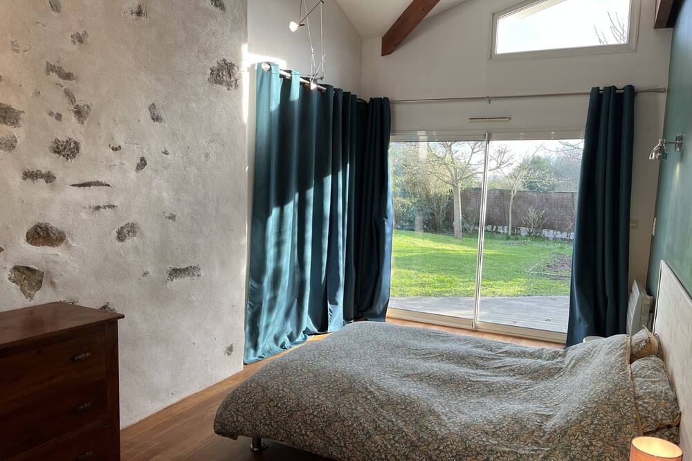 Photo of Bedroom in Bouaye