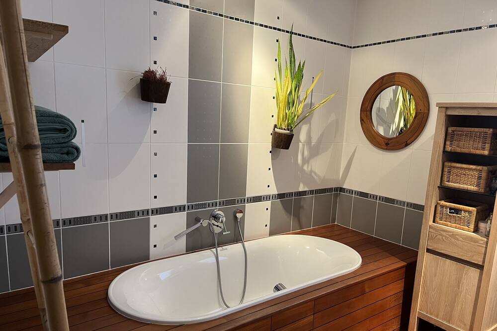 Photo of Bathroom in Bouaye