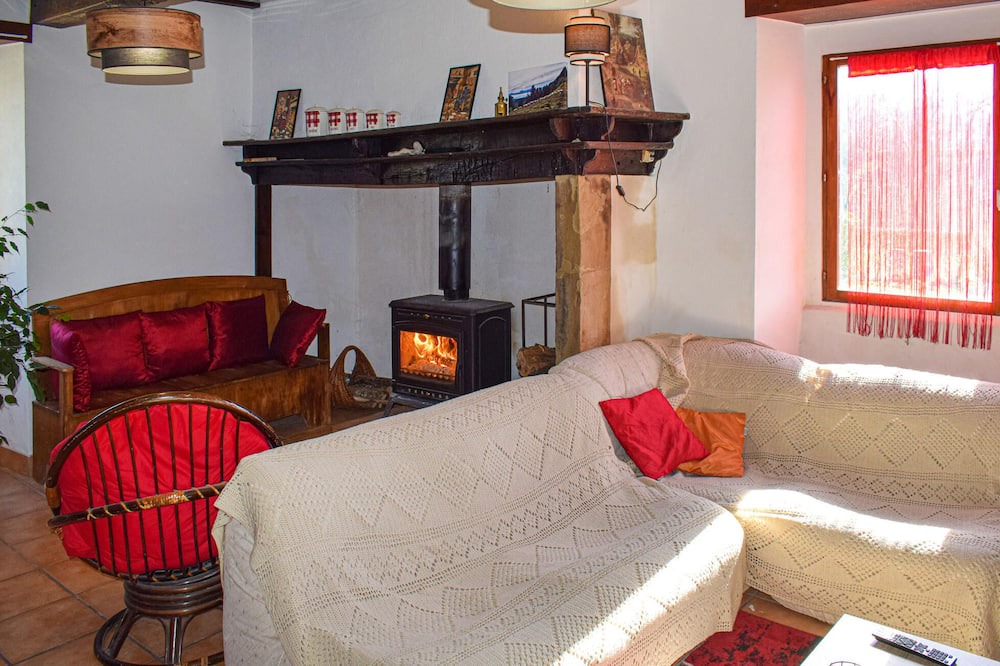 Photo of Bedroom in Asson