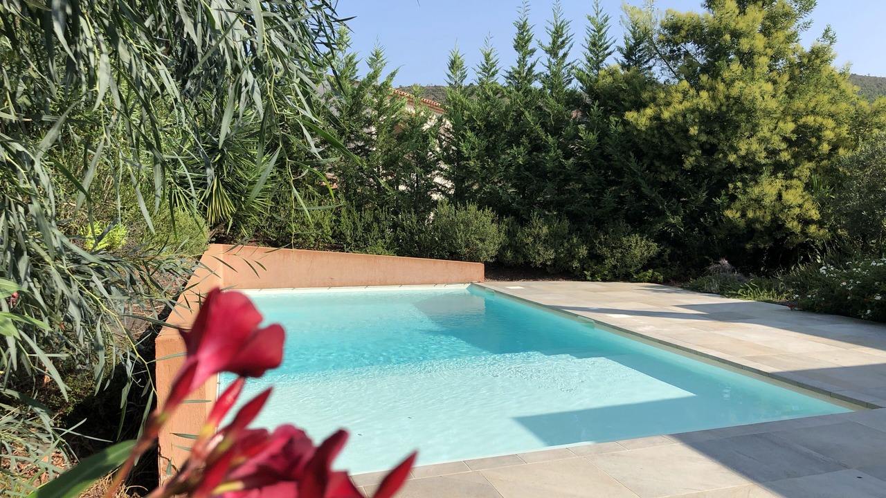 Photo of Outdoor in Espero-Pax